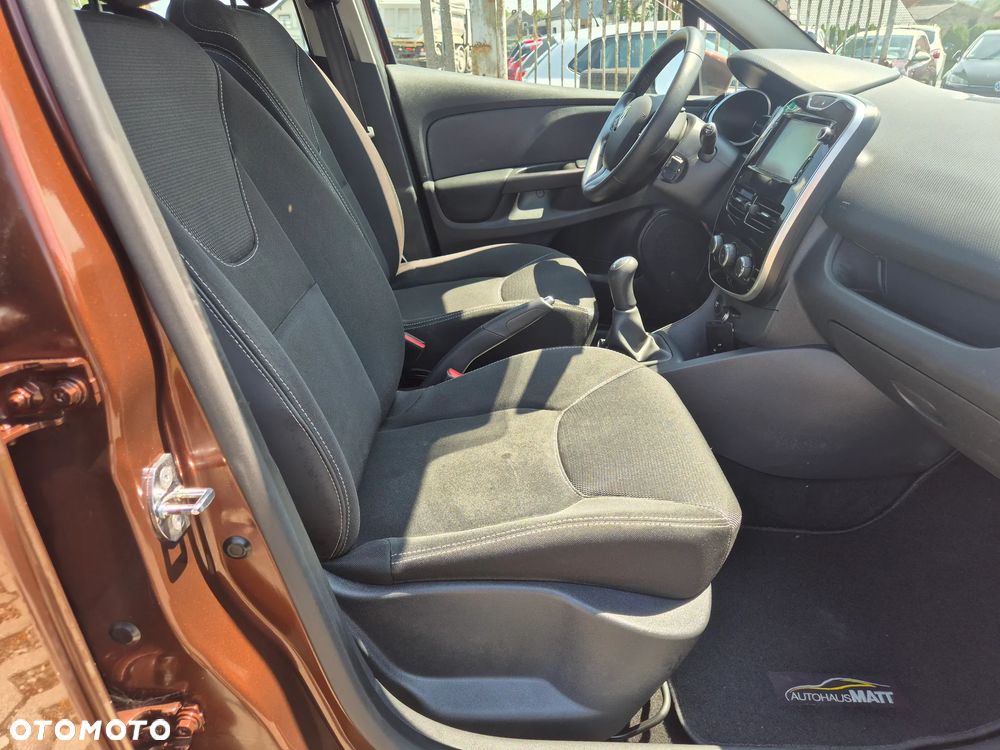 Renault Clio 1.2 16V 75 Authentique - 9