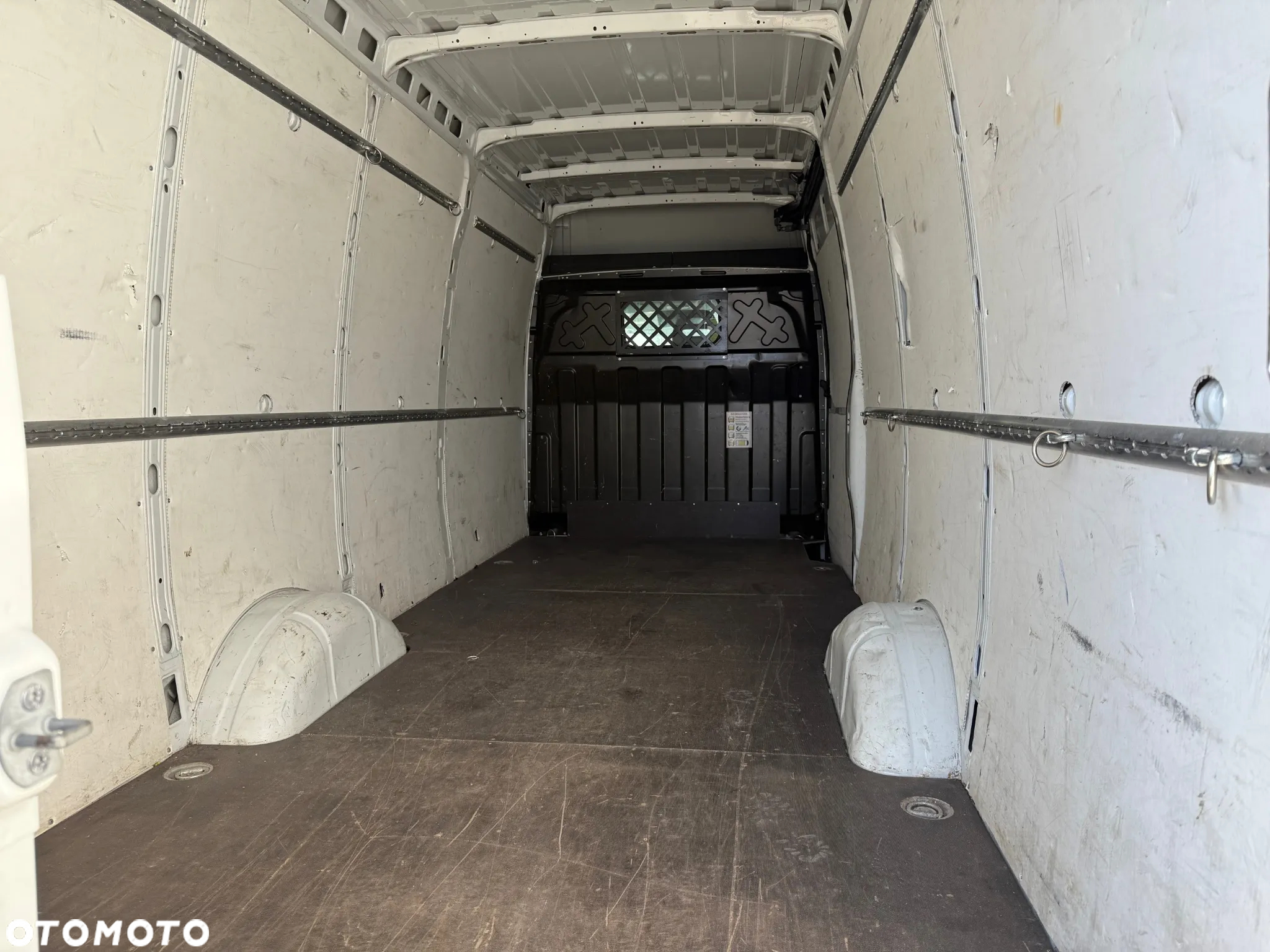 Iveco Iveco 35S16 Furgon (30379) - 8