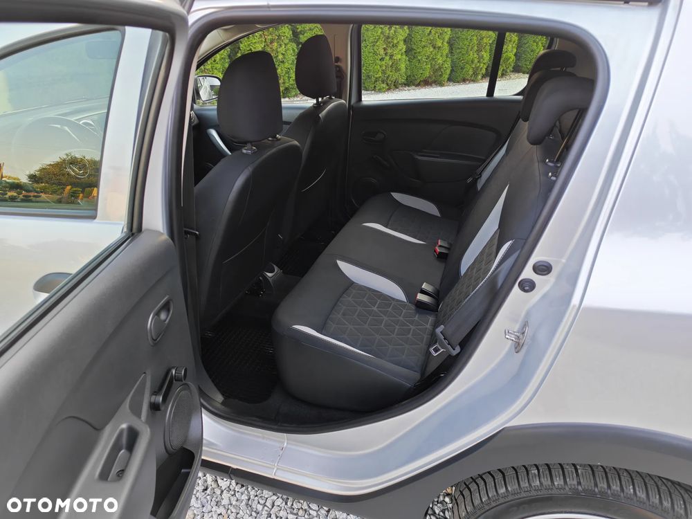 Dacia Sandero Stepway 0.9 TCe Laureate S&S EU6 - 16