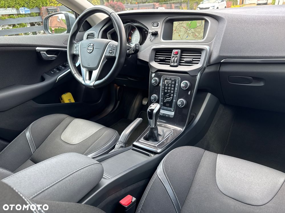 Volvo V40 - 26