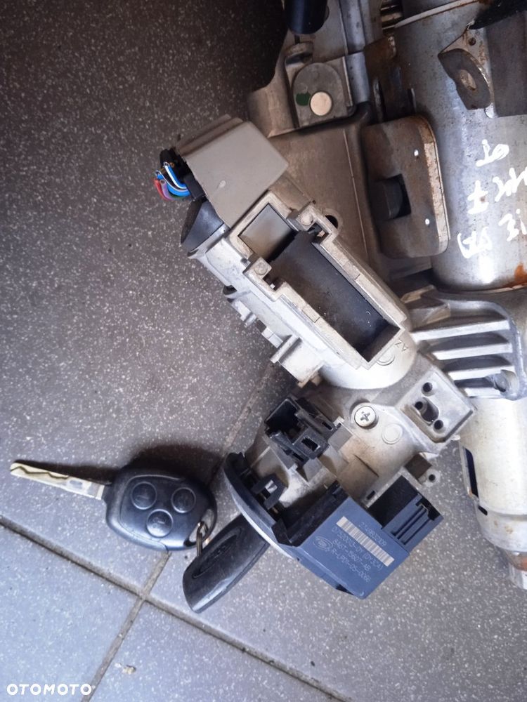 Kolumna Kierownicza Ford Fiesta MK7 - 6