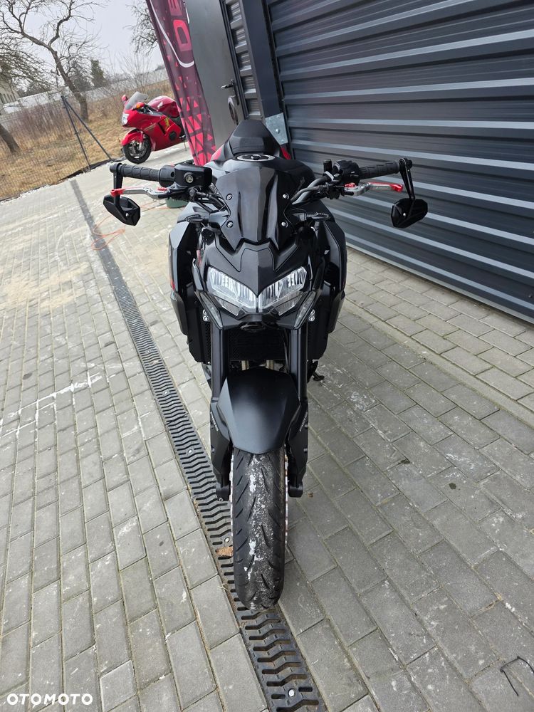 Kawasaki Z 900 - 29