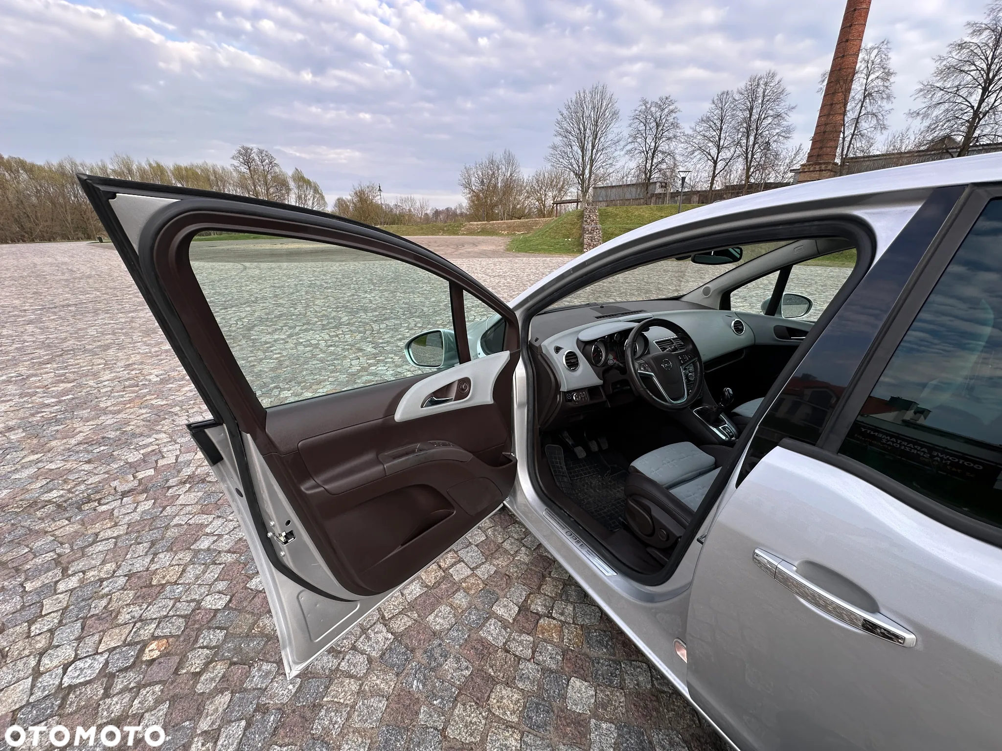 Opel Meriva - 17