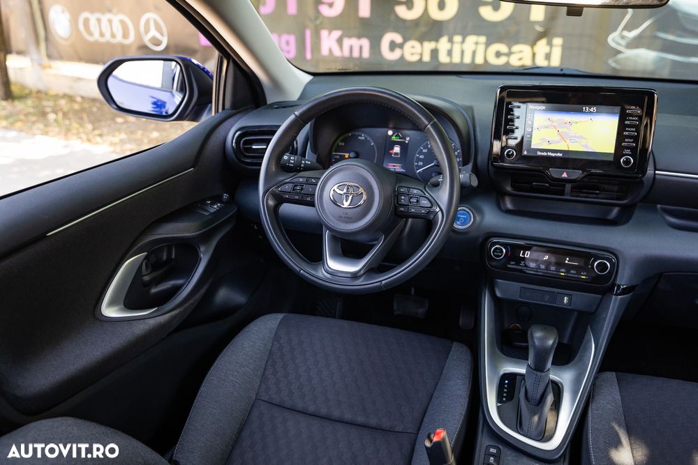 Toyota Yaris 1.5 VVT-i HSD Exclusive Style - 22