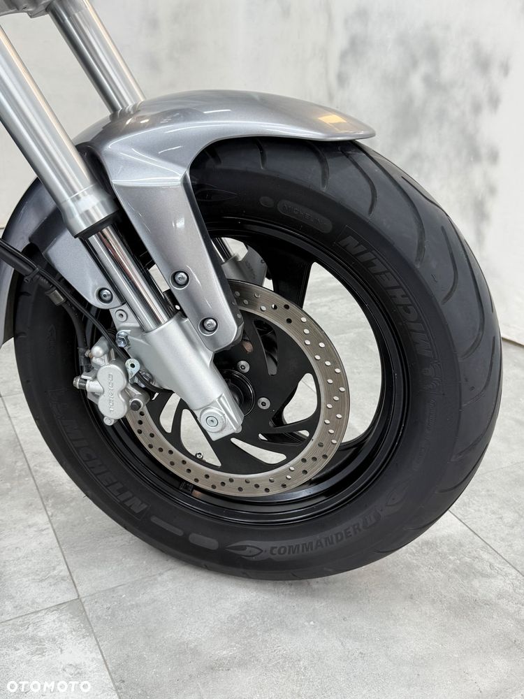 Suzuki VS - 21