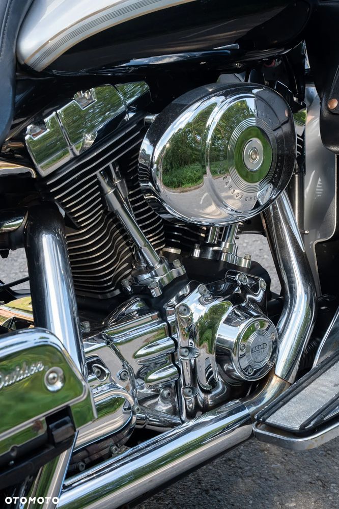 Harley-Davidson FLHTCU Ultra - 10
