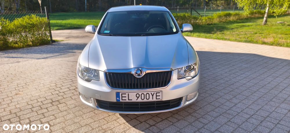 Skoda Superb 2.0 TDI Ambition - 8