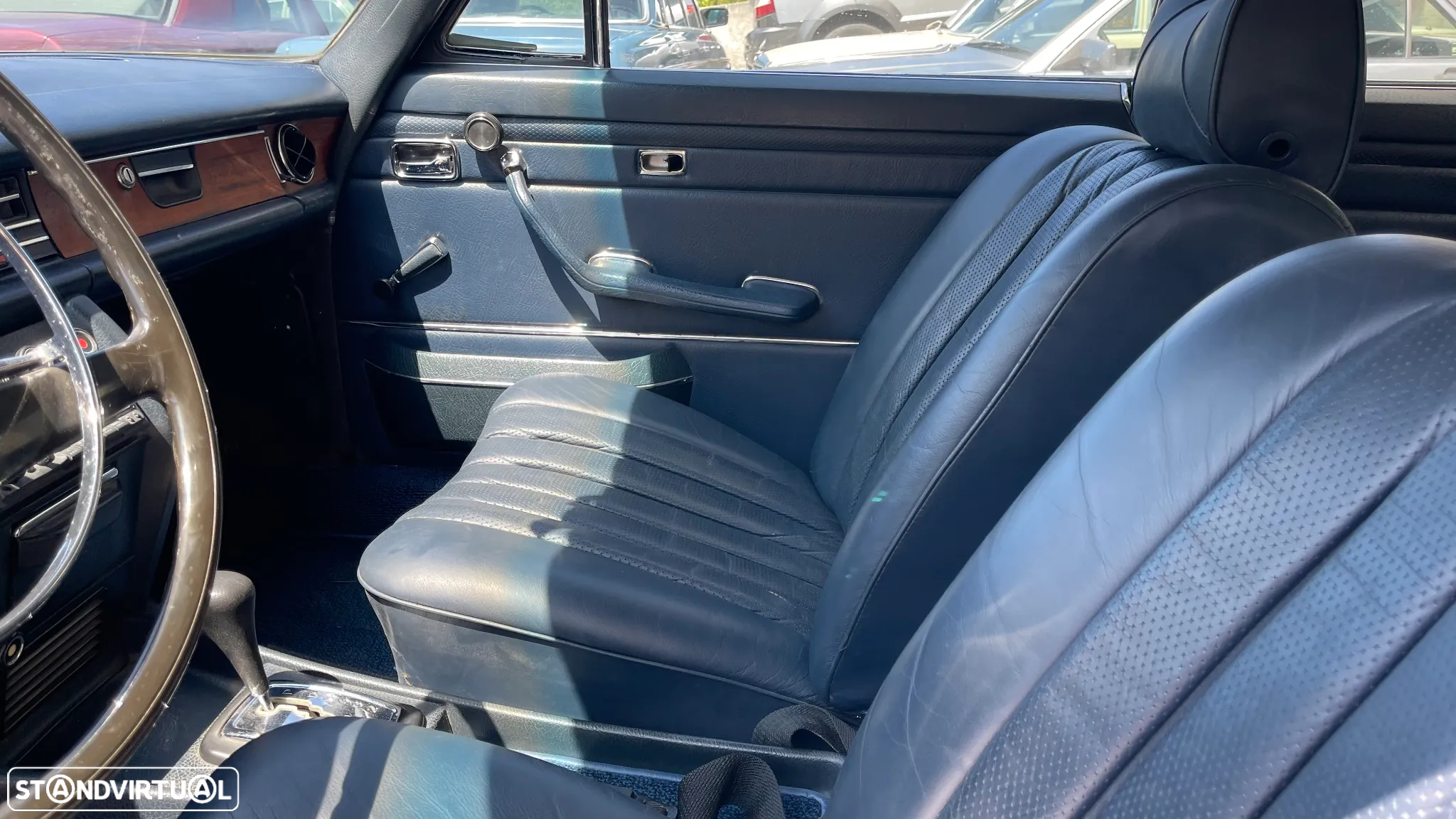 Mercedes-Benz 260 - 24