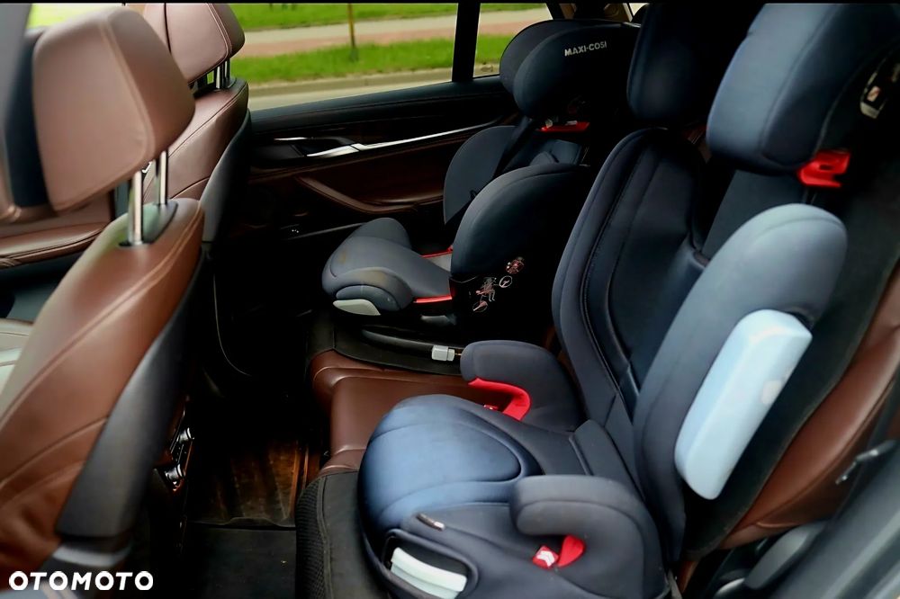 BMW X5 xDrive35i Edition Exclusive - 12
