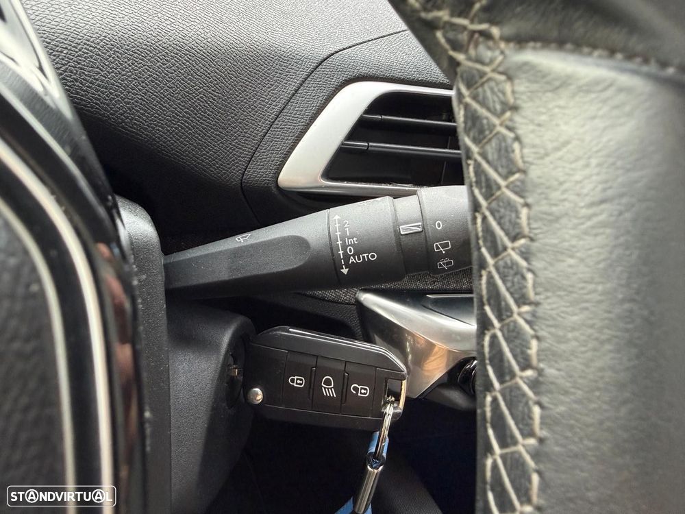 Peugeot 3008 1.5 BlueHDi Allure - 20