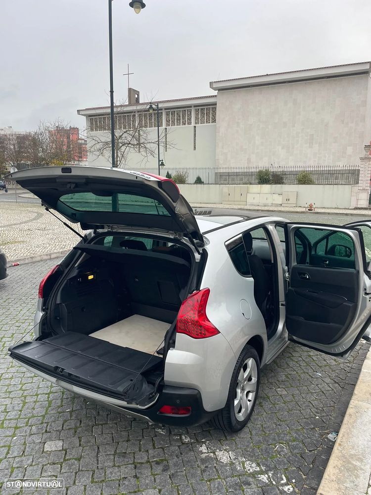 Peugeot 3008 1.6 HDi Sport CMP6 - 4