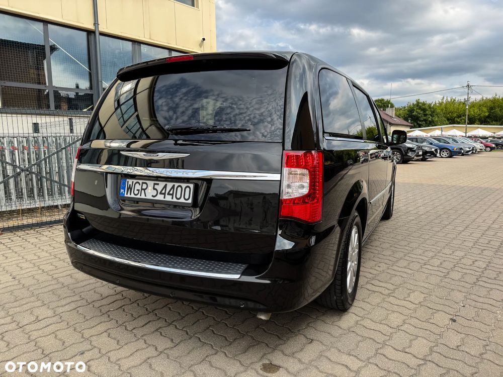 Chrysler Town & Country 3.6 Touring - 6