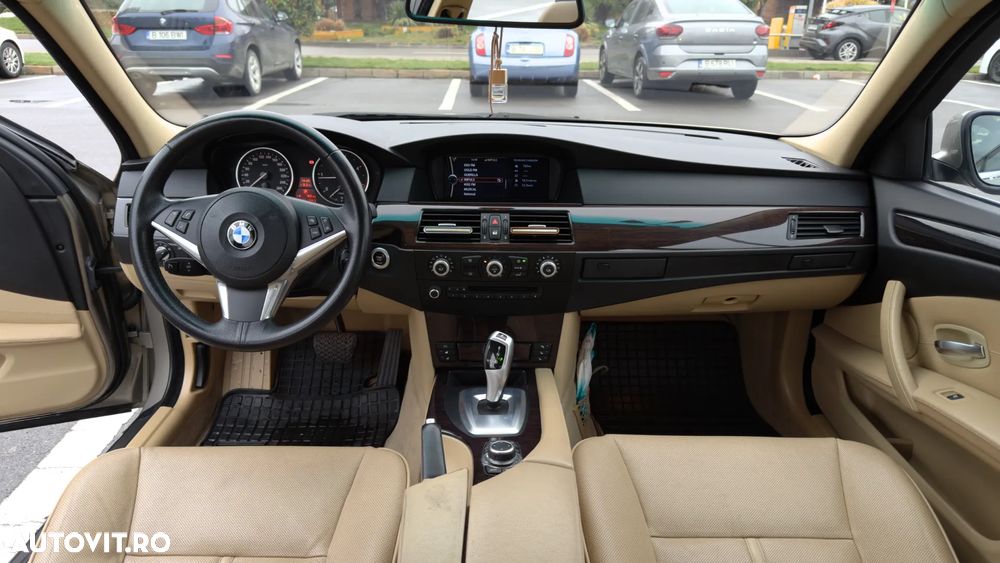 BMW Seria 5 520d Aut. Edition Exclusive - 2