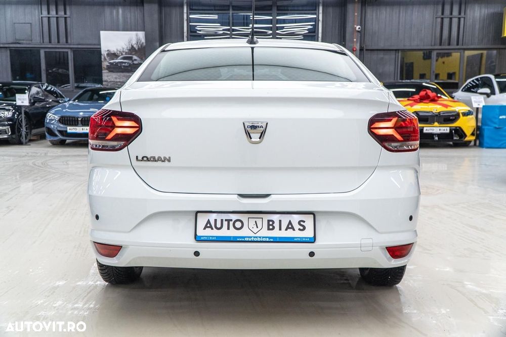 Dacia Logan TCe 90 MT6 Prestige - 26