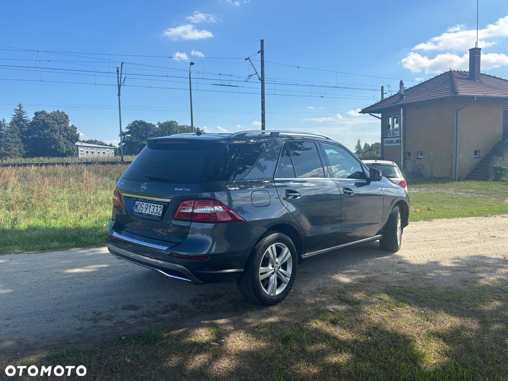 Mercedes-Benz ML - 4