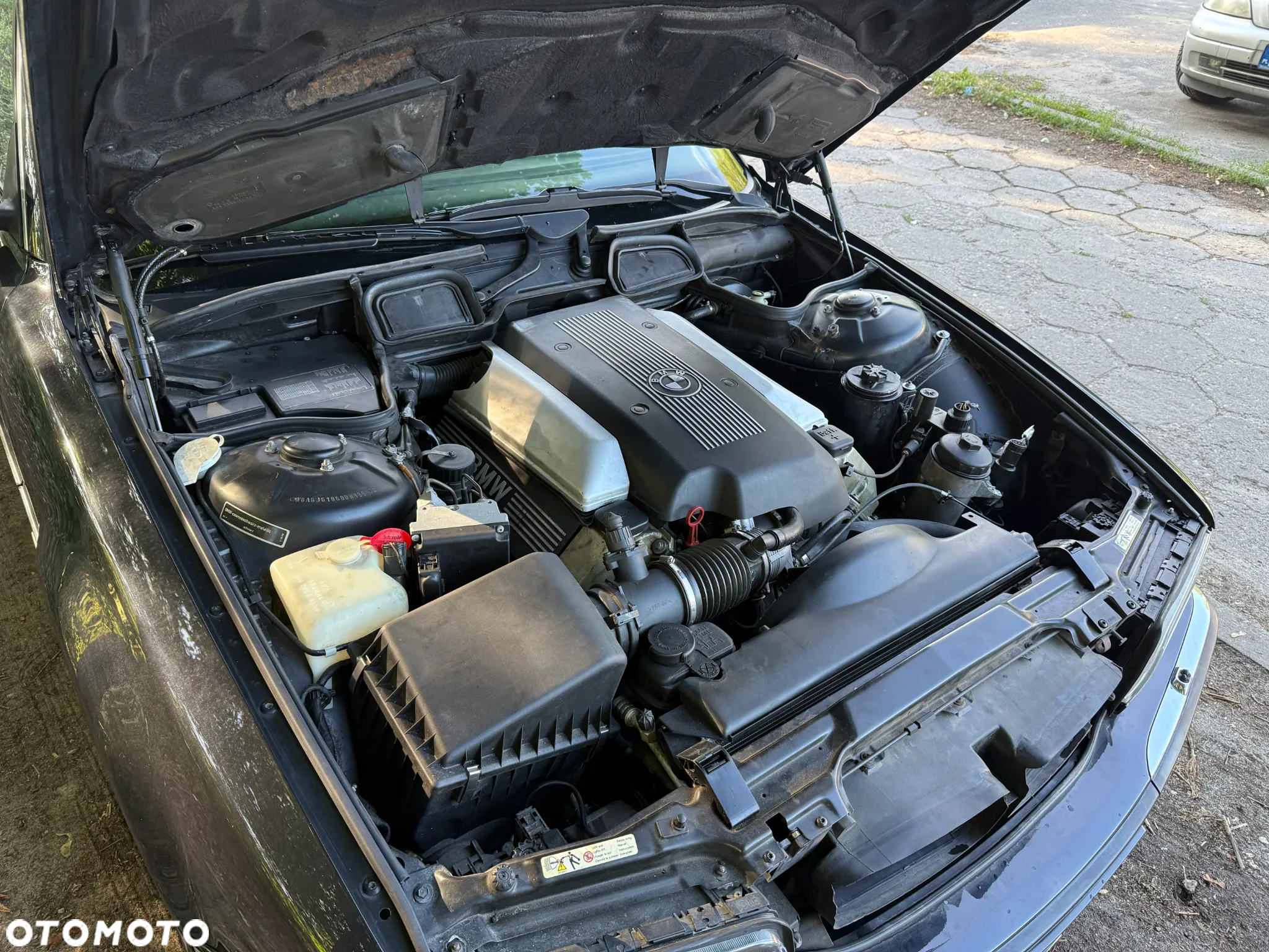 BMW Seria 7 740iL - 21