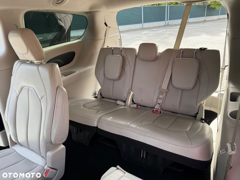 Chrysler Voyager - 18