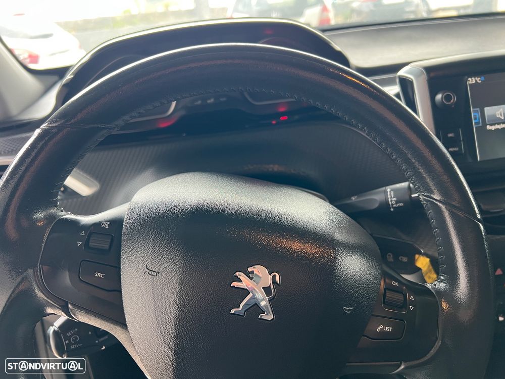 Peugeot 208 1.2 PureTech Active - 18