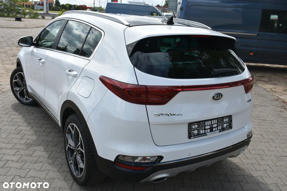 Kia Sportage 2,0 CRDI AWD GT Line - 4