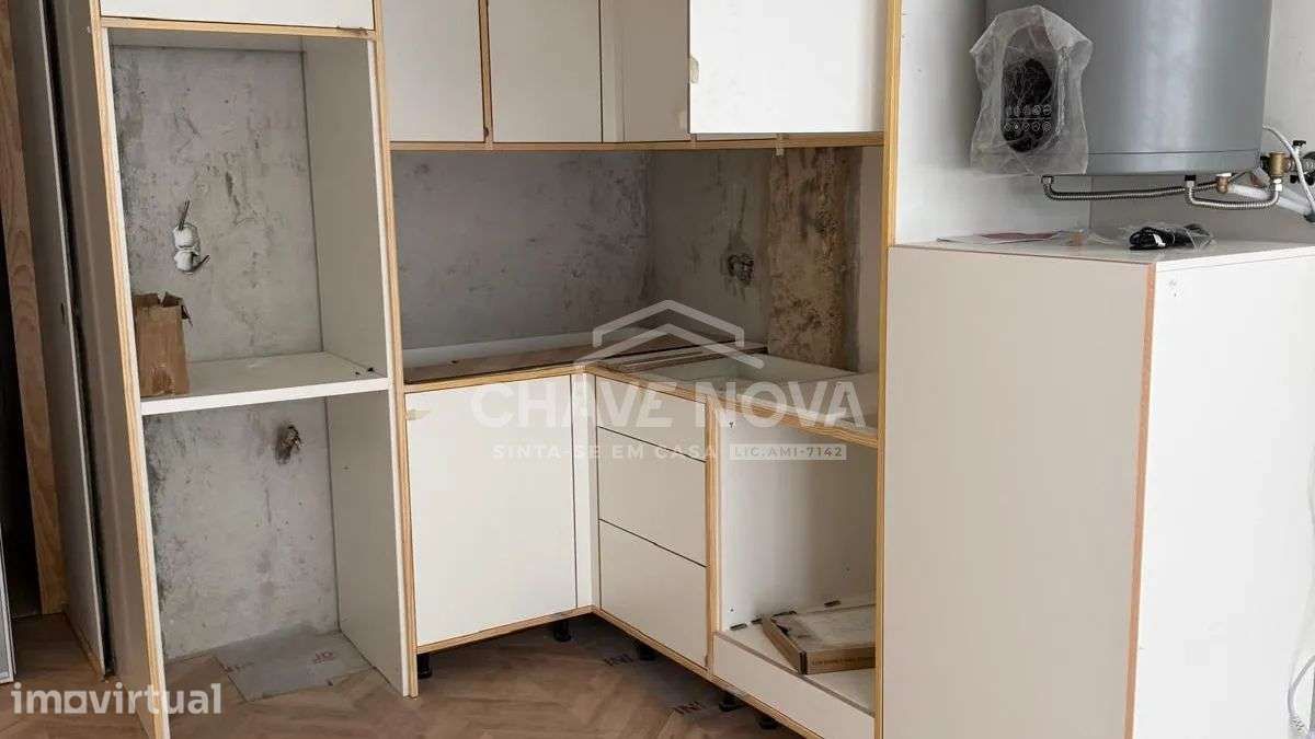 T1 com Varanda – Rua da Fábrica, Porto-SD/04635/MH - Grande imagem: 4/11