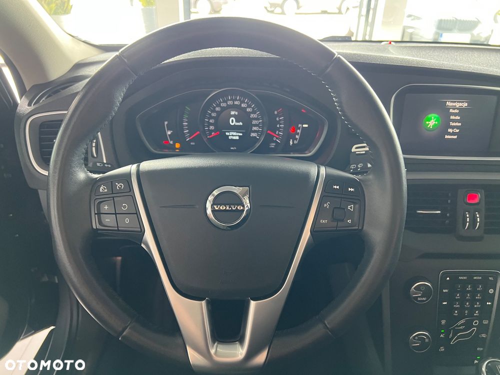 Volvo V40 - 20
