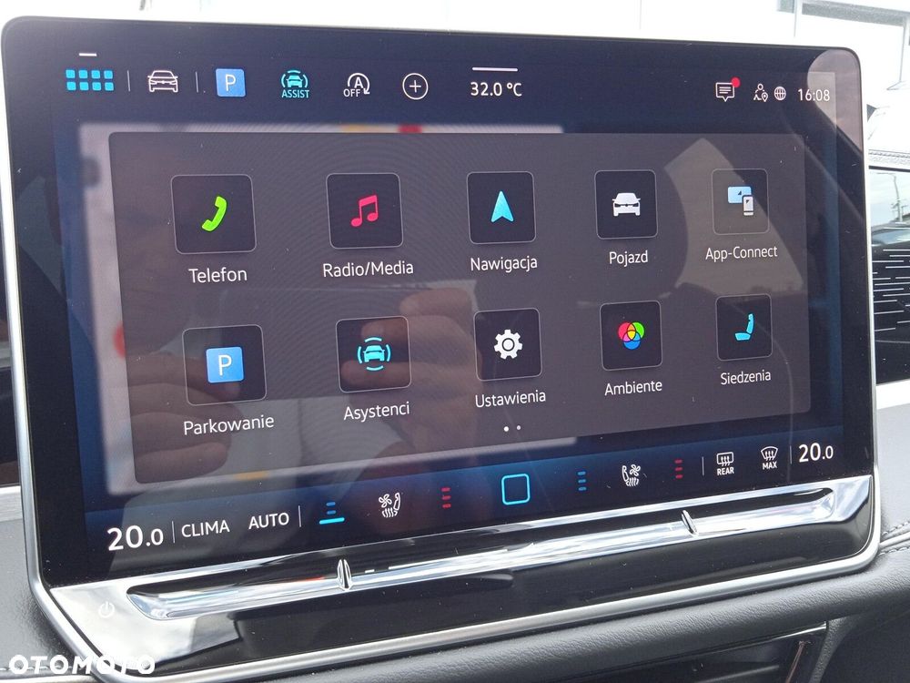 Volkswagen Passat - 25