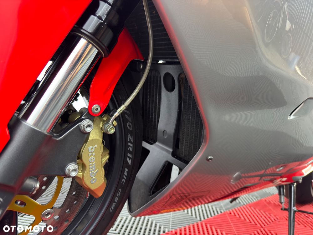Aprilia RSV - 23