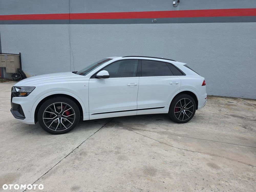 Audi Q8 55 TFSI mHEV Quattro Tiptronic - 6