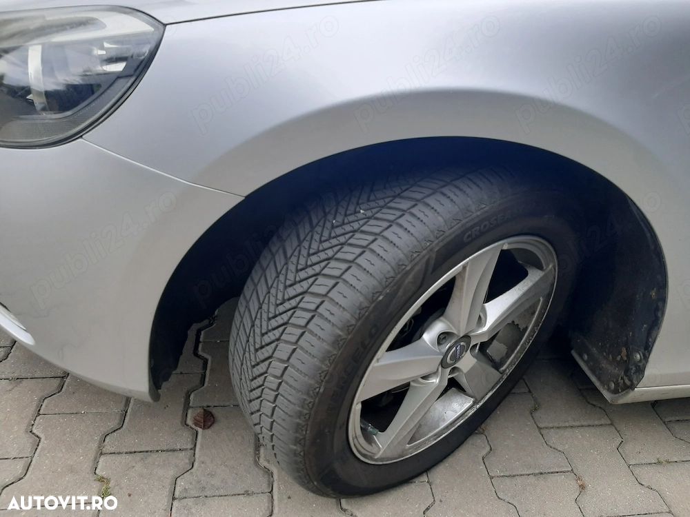 Volvo V40 - 9