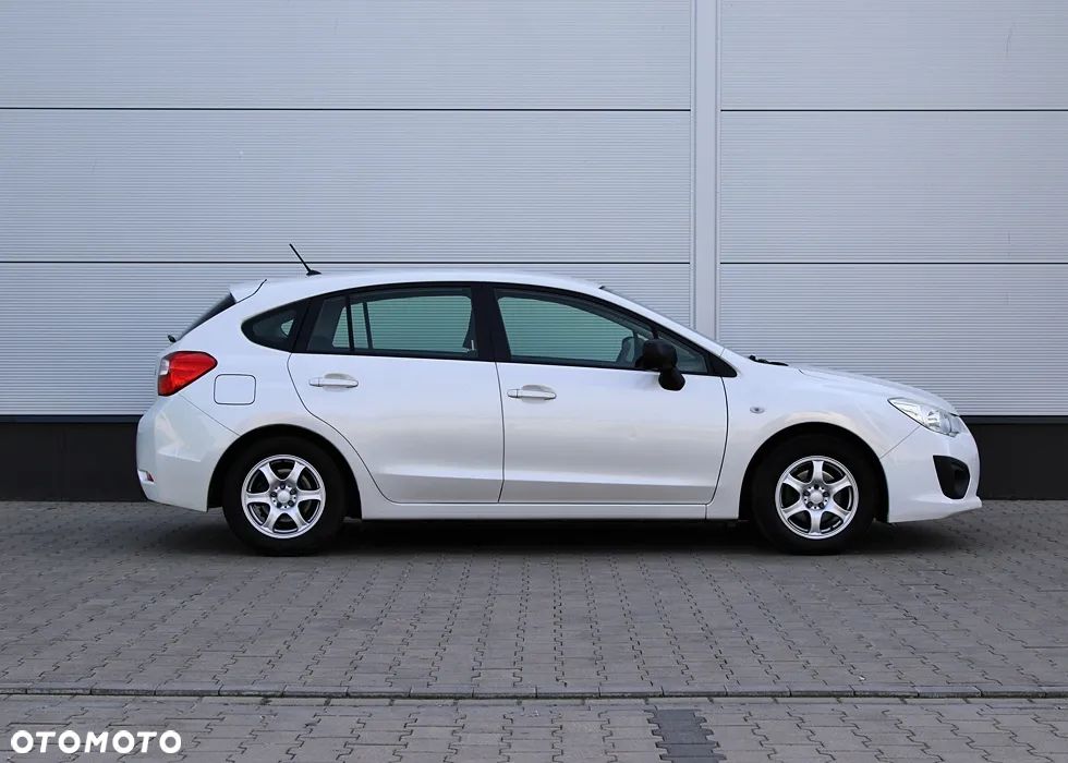 Subaru Impreza - 12