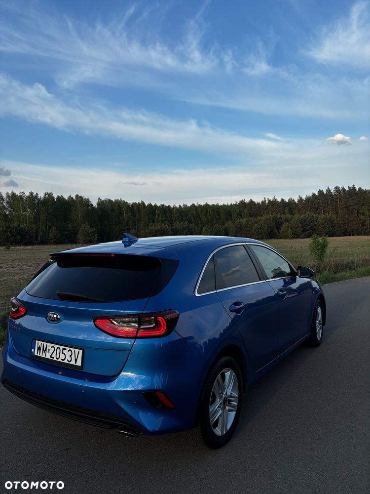 Kia Ceed 1.5 T-GDI Business Line Plus - 6