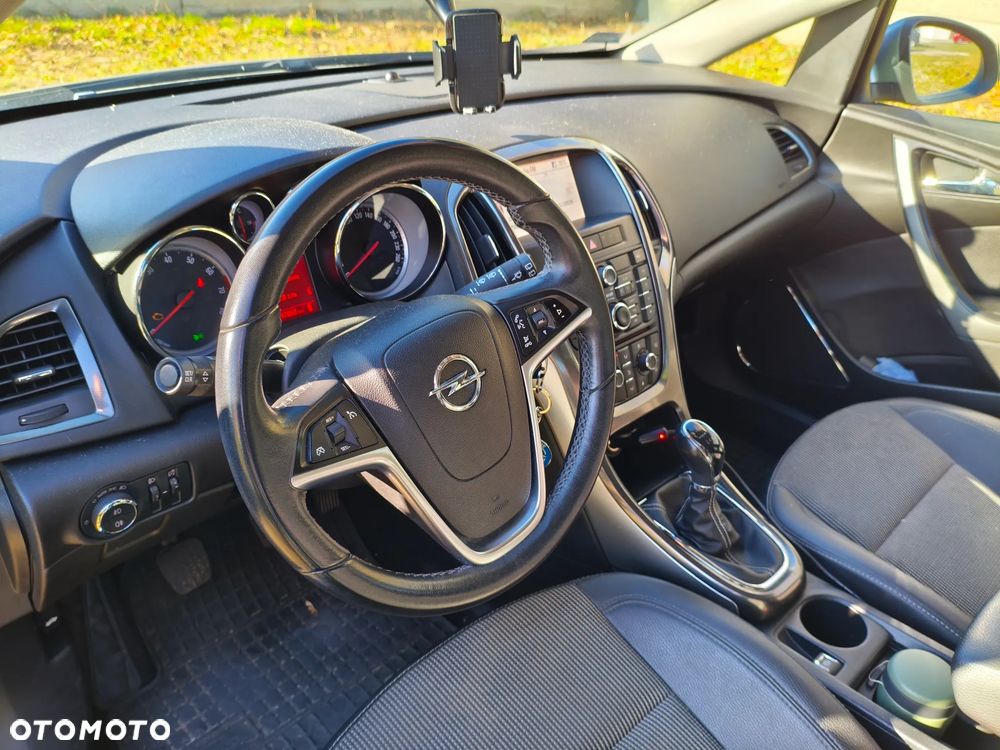 Opel Astra - 16