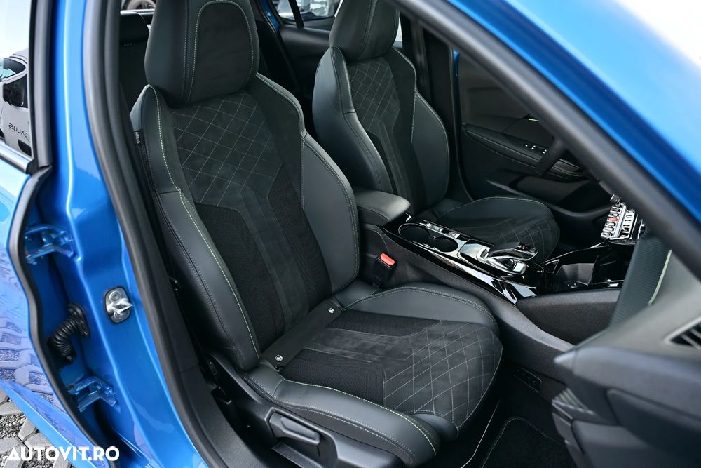 Peugeot 208 e-208 GT-Line - 24