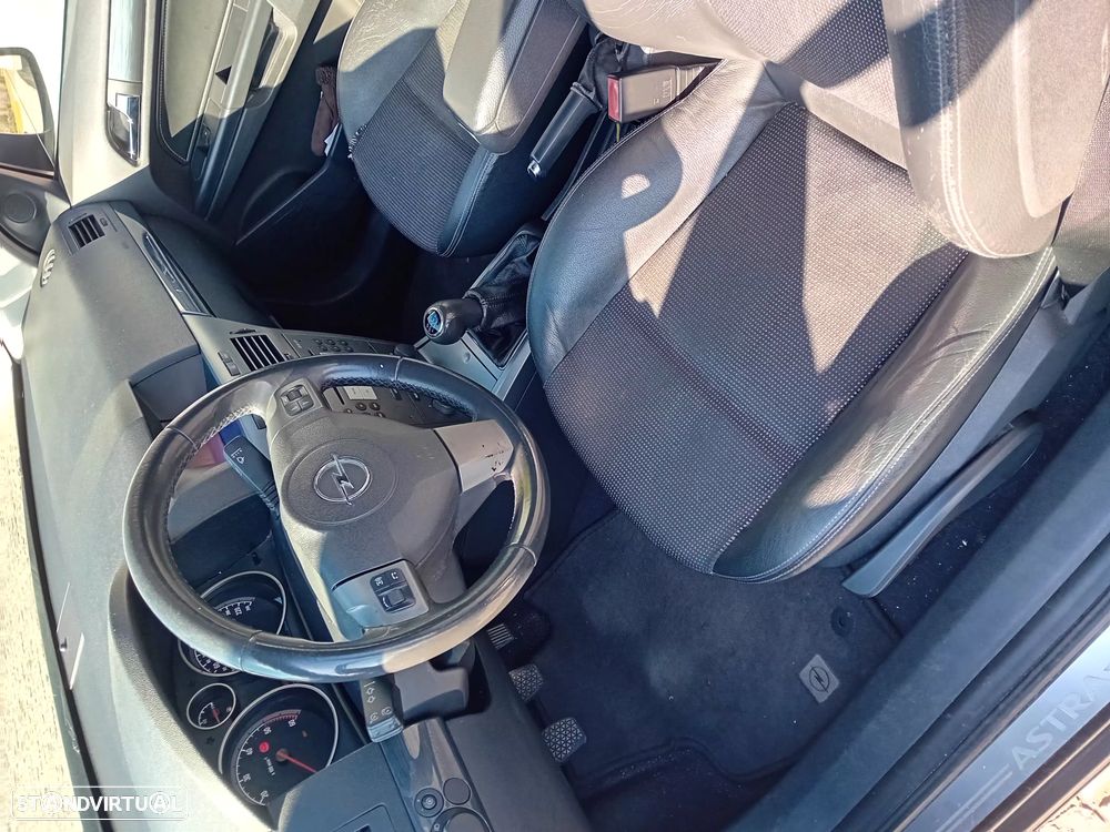 Opel Astra Caravan 1.7 CDTi Cosmo - 4