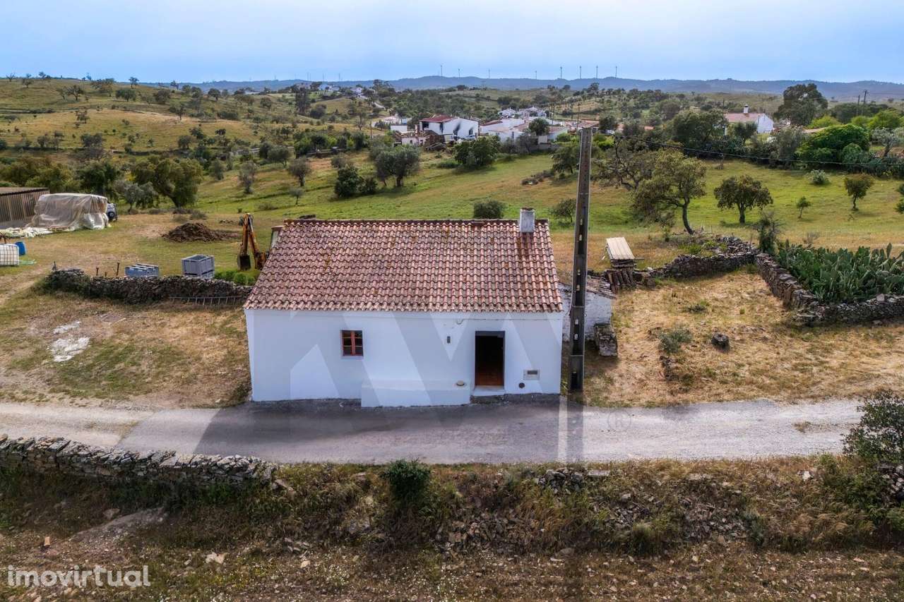 Moradia T2 Almodovar - A paz do Alentejo com o Algarve à porta - Grande imagem: 2/35