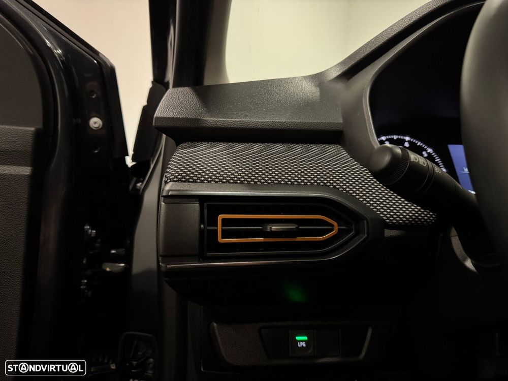 Dacia Sandero 1.0 ECO-G Stepway Bi-Fuel - 46