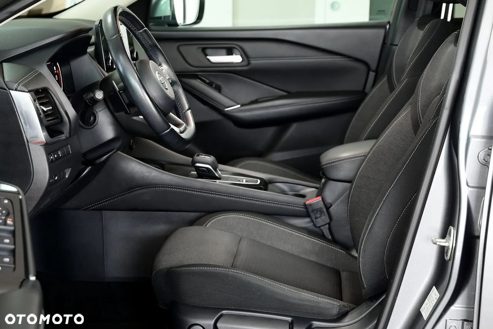 Nissan Qashqai 1.3 DIG-T MHEV Xtronic Tekna - 19