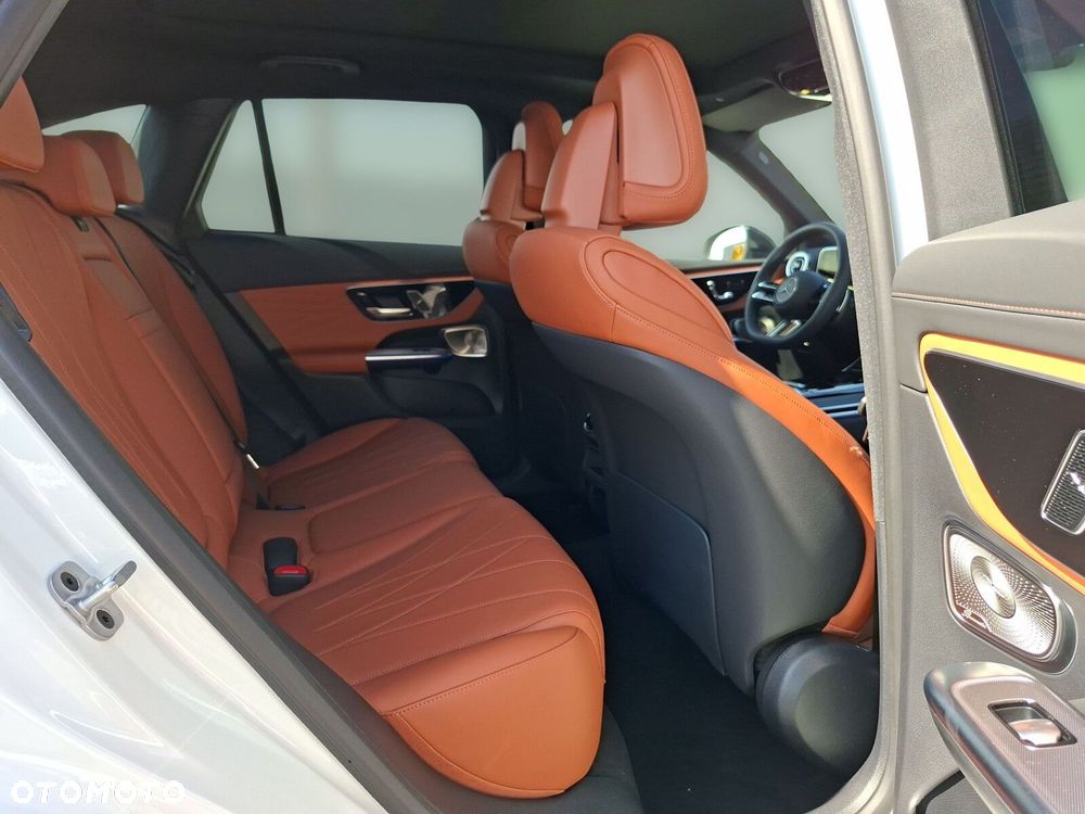 Mercedes-Benz GLC - 15