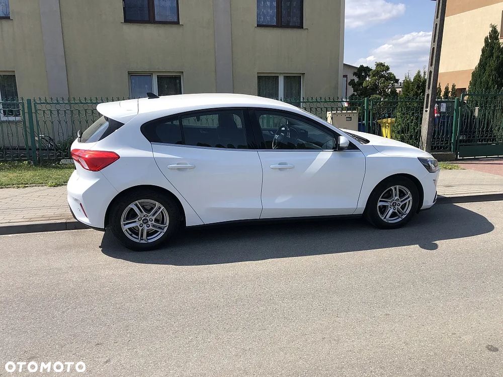 Ford Focus 1.5 EcoBlue SCR Connected - 2