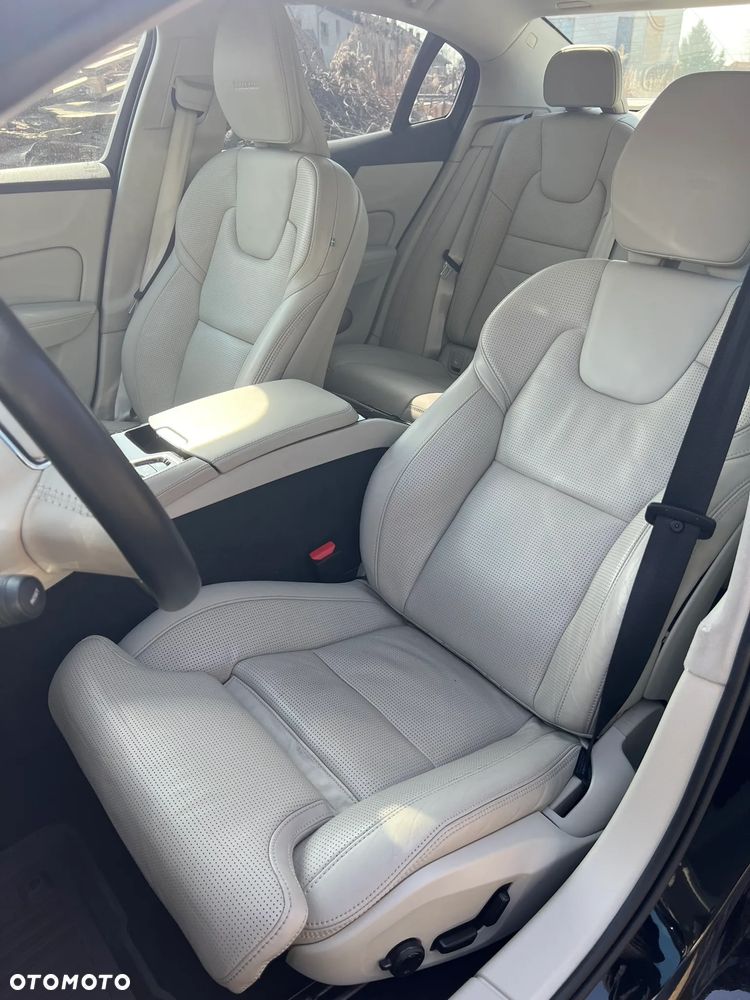 Volvo S60 - 19