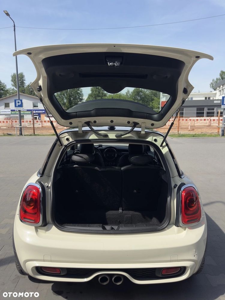 MINI Cooper S Standard - 9