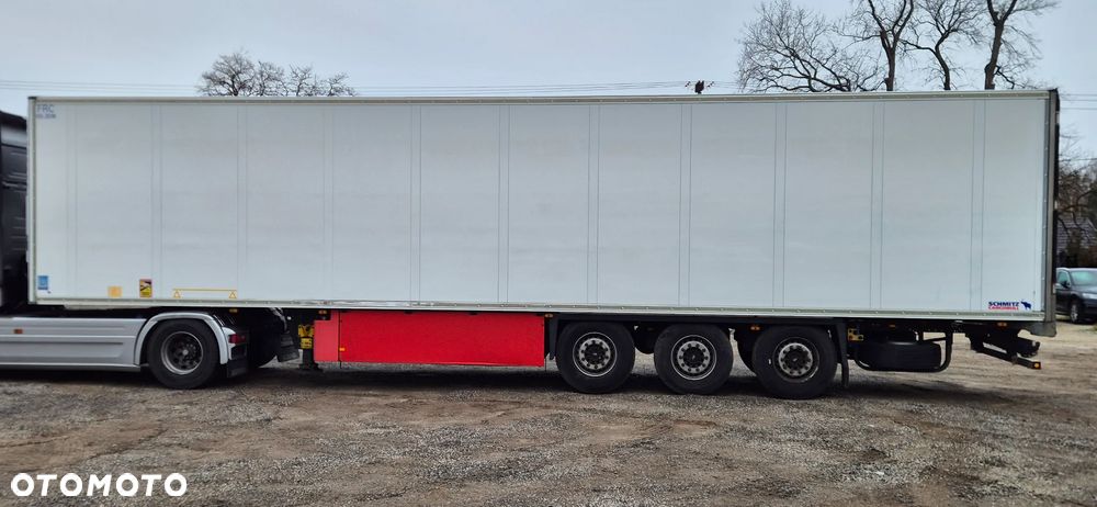 Schmitz Cargobull SKO 24 - 6