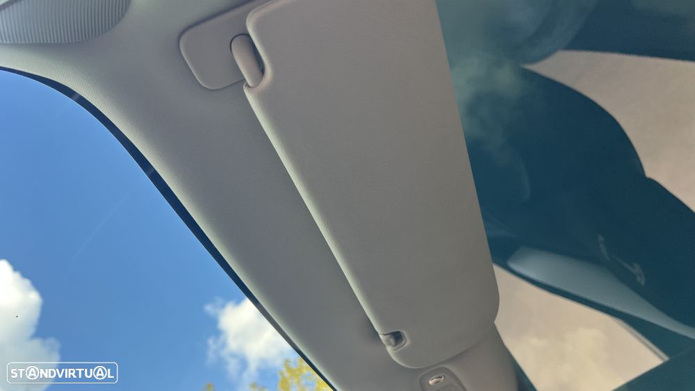 Tesla Model 3 Long-Range Dual Motor AWD - 42