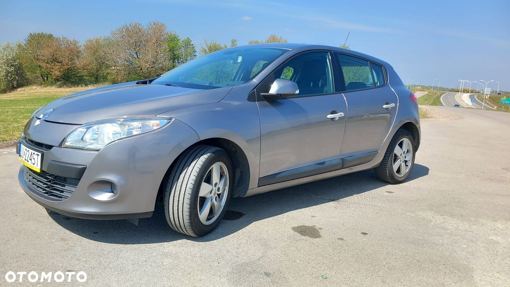 Renault Megane 1.5 dCi Dynamique - 1
