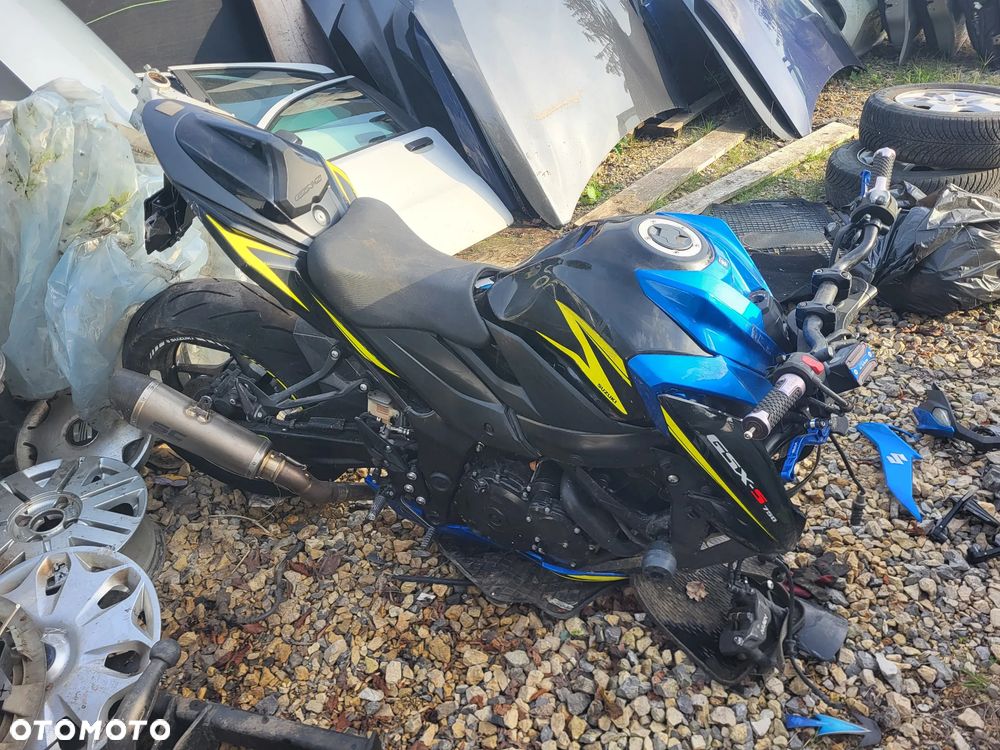 EU Suzuki GSX-S750 Gsx-s 750 17-23 Części Silnik Pali Rama Dokumenty Koło Wahacz Owiewka Pompa Inne - 1