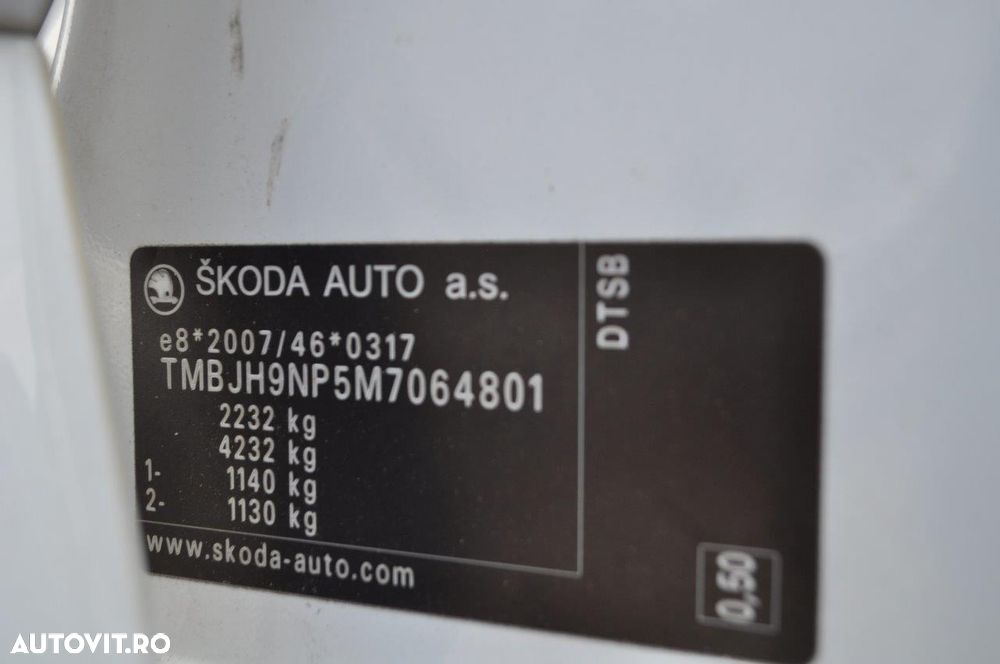 Skoda Superb 2.0 TDI DSG Style - 36