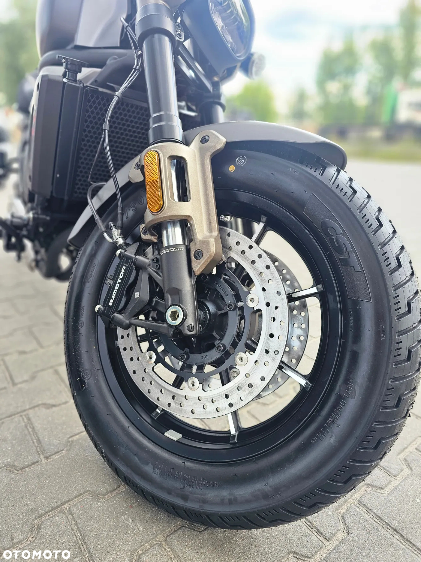 QJMOTOR SRV 700 - 6