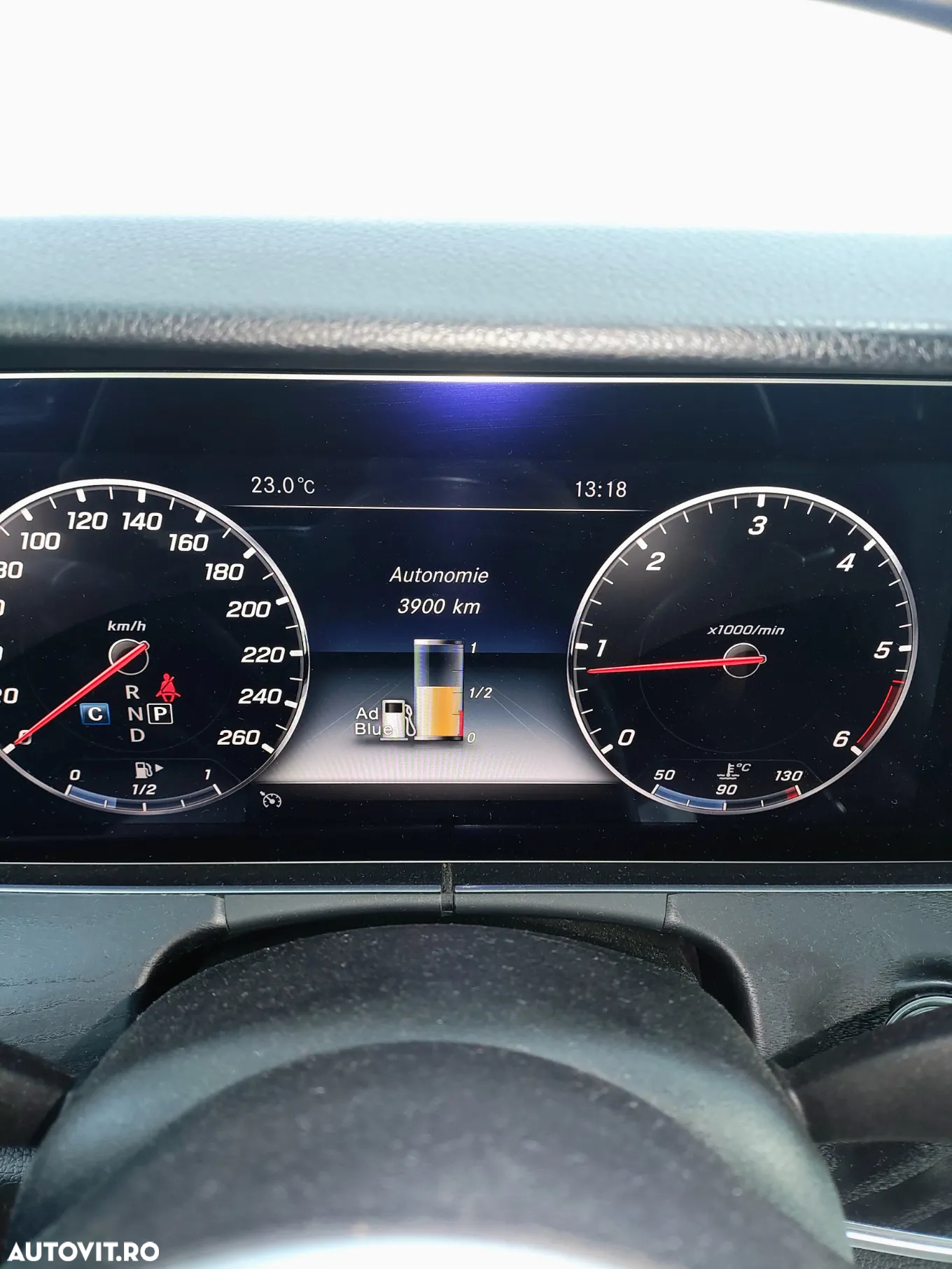 Mercedes-Benz E 220 d T 9G-TRONIC Avantgarde - 7