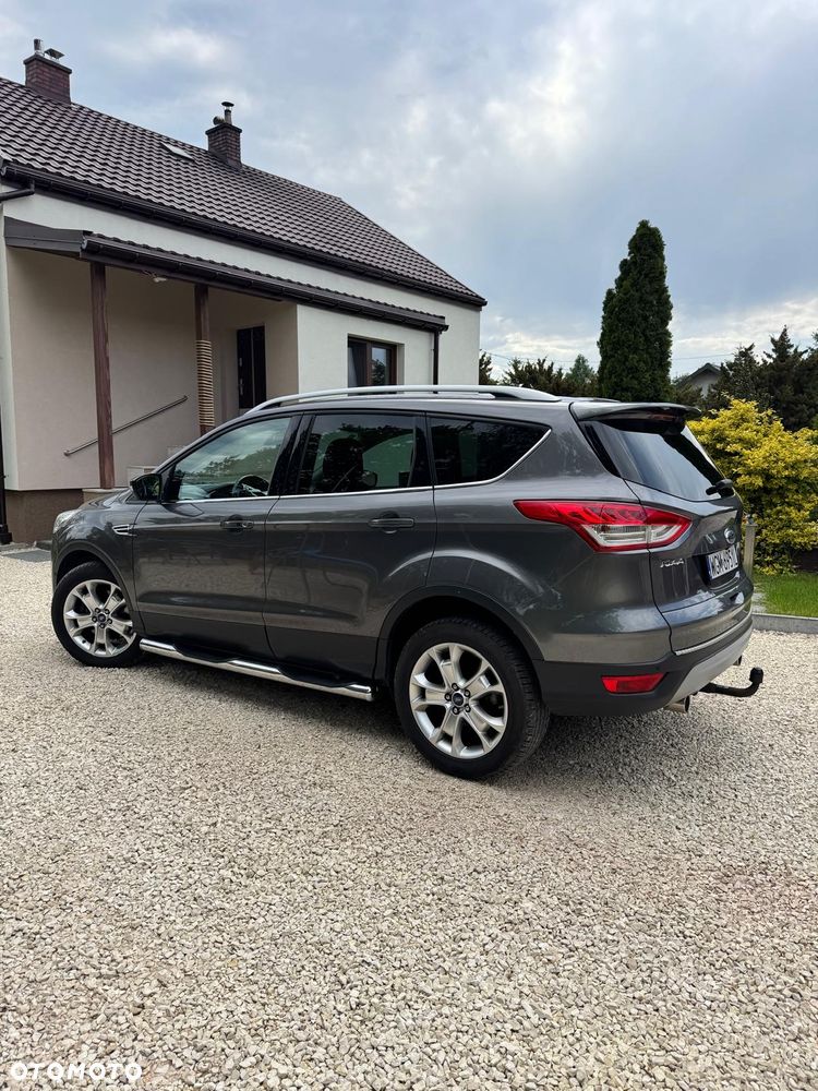 Ford Kuga 2.0 TDCi 4WD Titanium - 4