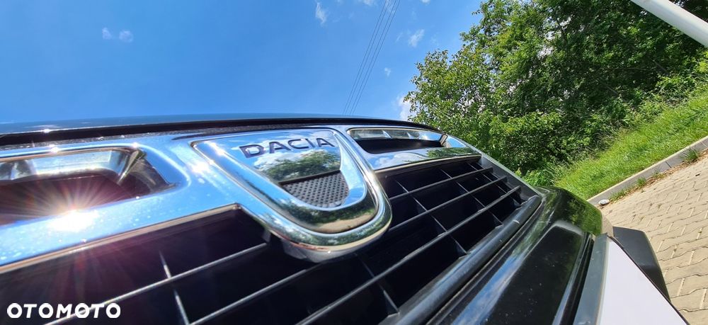 Dacia Duster 1.6 Laureate Euro5 - 12